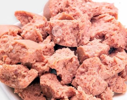 สายการผลิตอาหารสัตว์เลี้ยงเปียกแบบอัตโนมัติเต็มรูปแบบขนาดใหญ่ 500 กก.