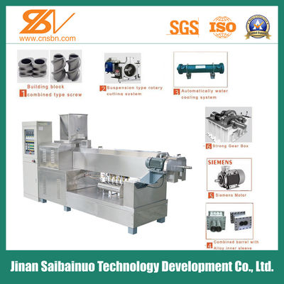 สัตว์เลี้ยงเคี้ยวอาหารว่าง สัตว์เลี้ยงรักษาเครื่อง Extruder ทําเครื่อง สายการผลิตอาหาร