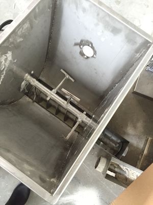 เครื่องทำอาหารสุนัขแห้ง SS304 220V 100 กก./ชม.